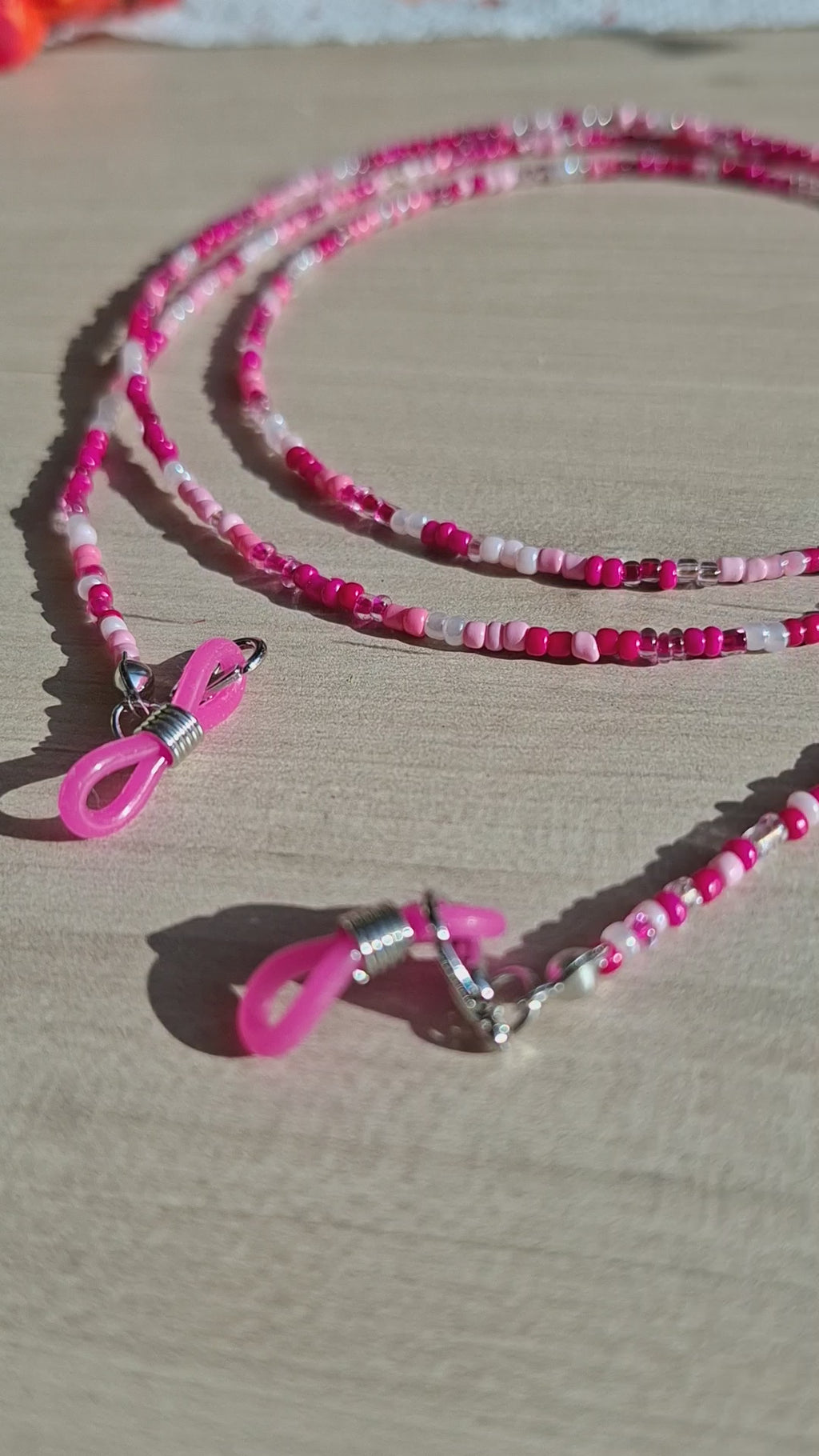 Brillenkette Pink & Rosa – Handgemacht in der Schweiz