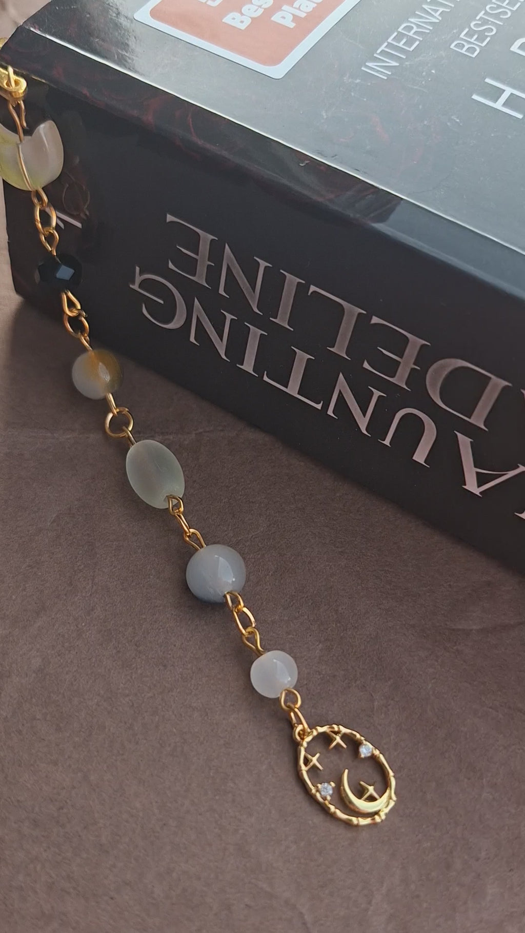 Handmade lesezeichen- weiss gold