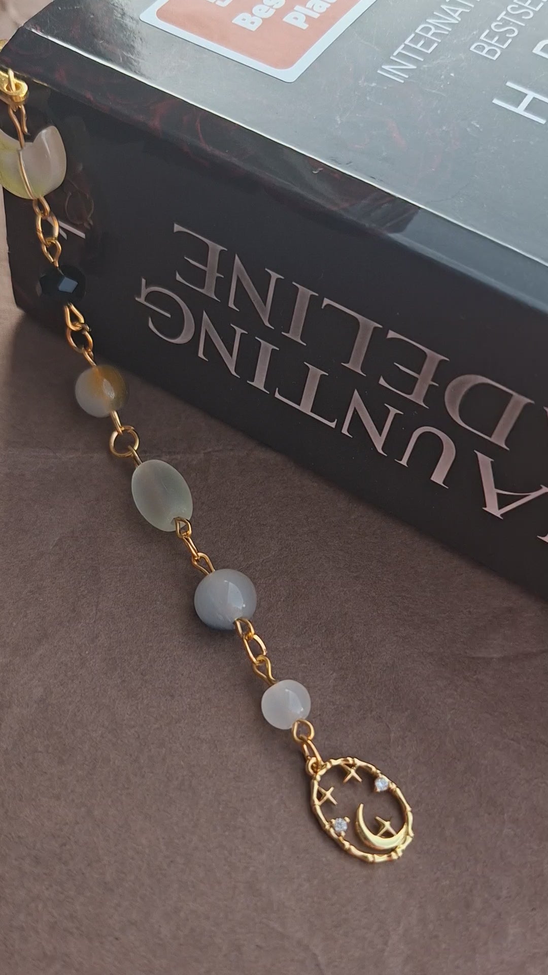 Handmade lesezeichen- weiss gold