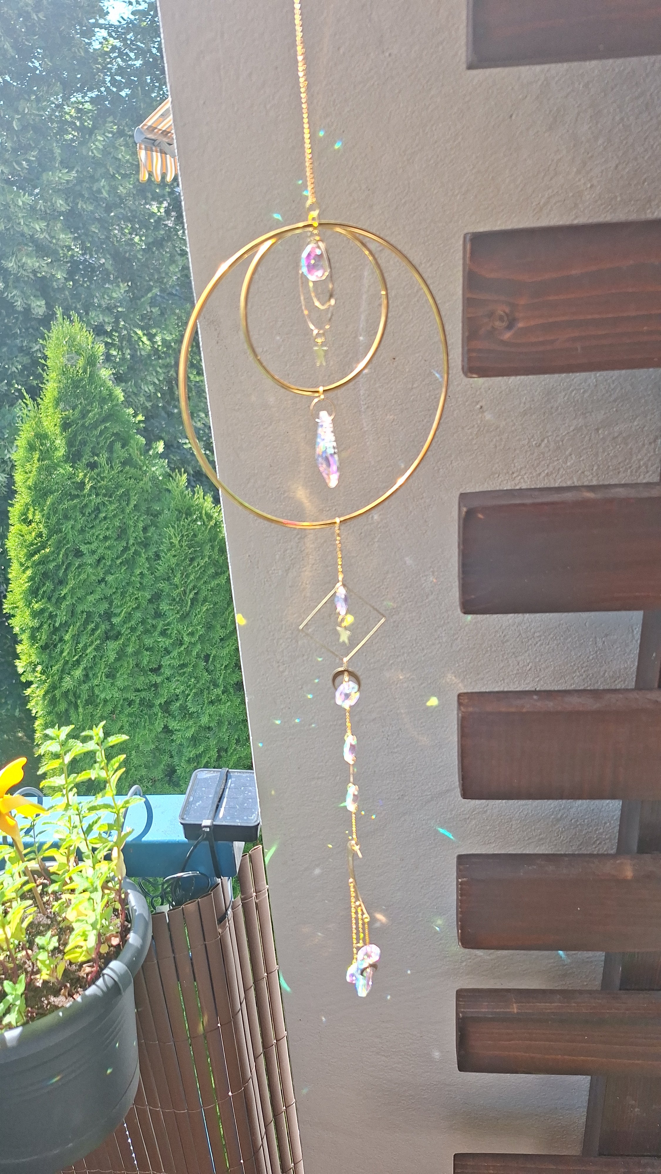 ✨ Sonnenfänger „Mondzauber“ – Handgemachte Fensterdekoration