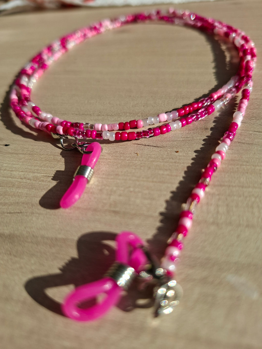 Brillenkette Pink & Rosa – Handgemacht in der Schweiz