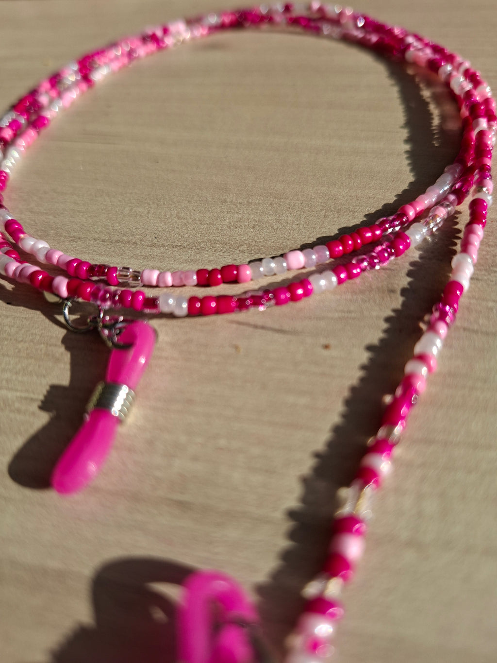 Brillenkette Pink & Rosa – Handgemacht in der Schweiz