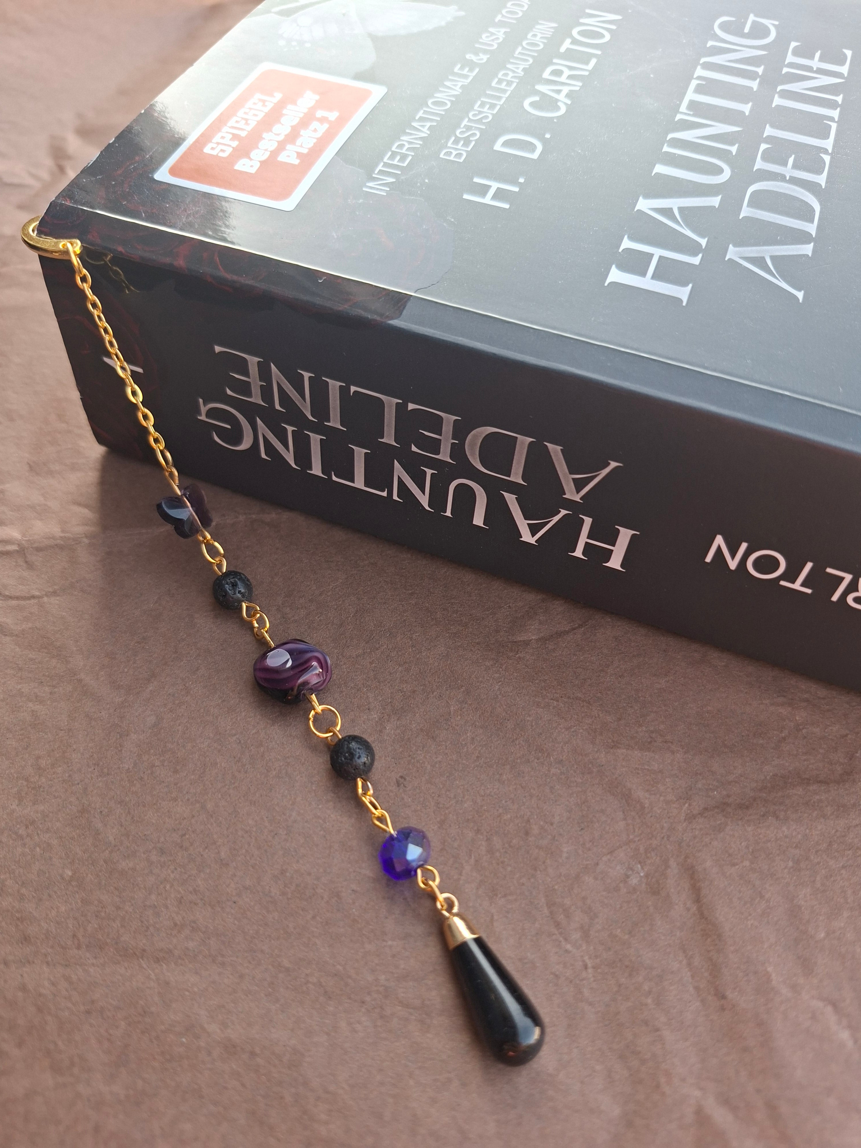 Handmade lesezeichen- gold-violett schwarzer anhänger