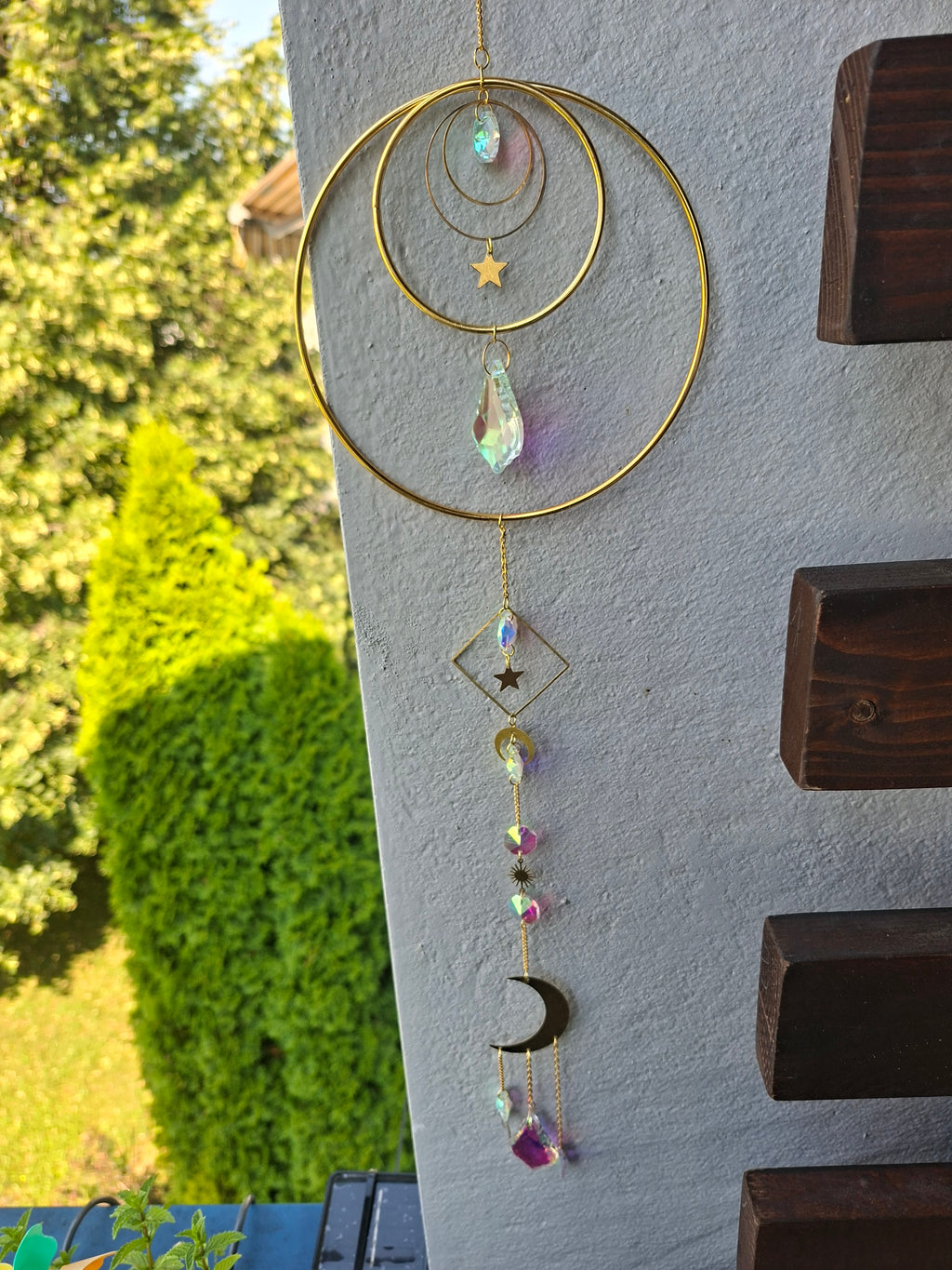 ✨ Sonnenfänger „Mondzauber“ – Handgemachte Fensterdekoration
