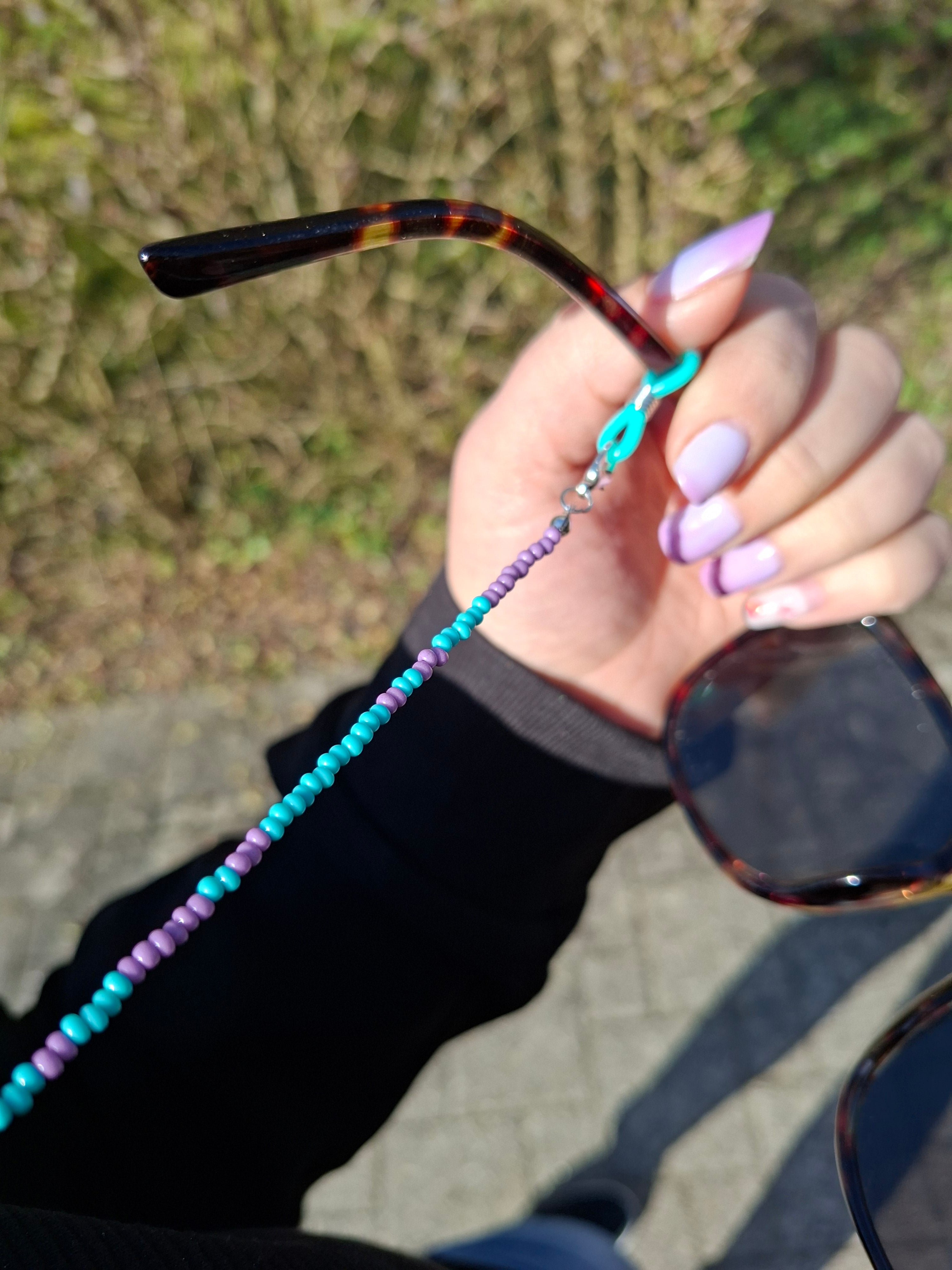 Brillenkette Pastell Türkis & Lila – Handgemacht in der Schweiz