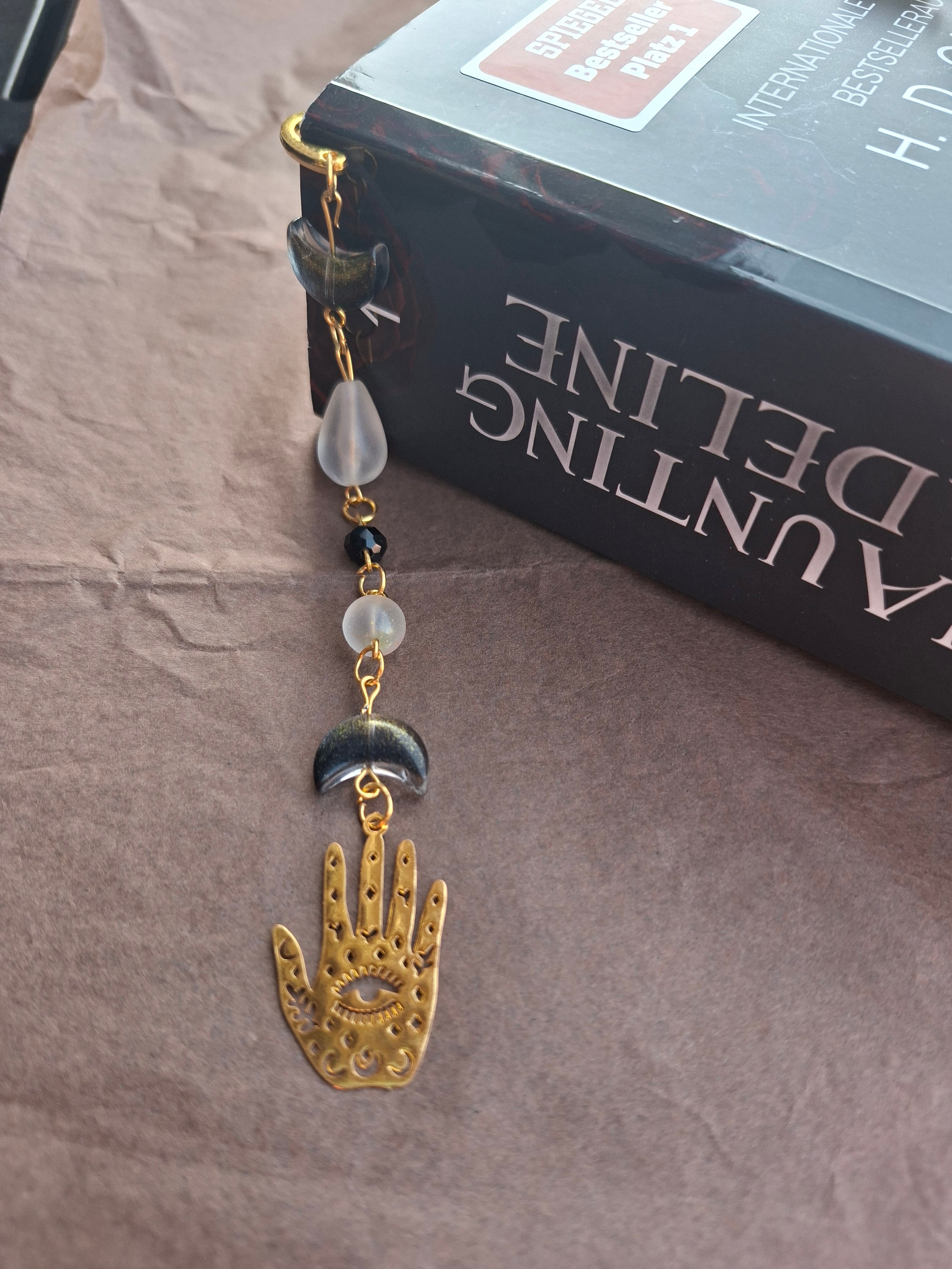 Handmade - lesezeichen- schwarz gold hand anhänger