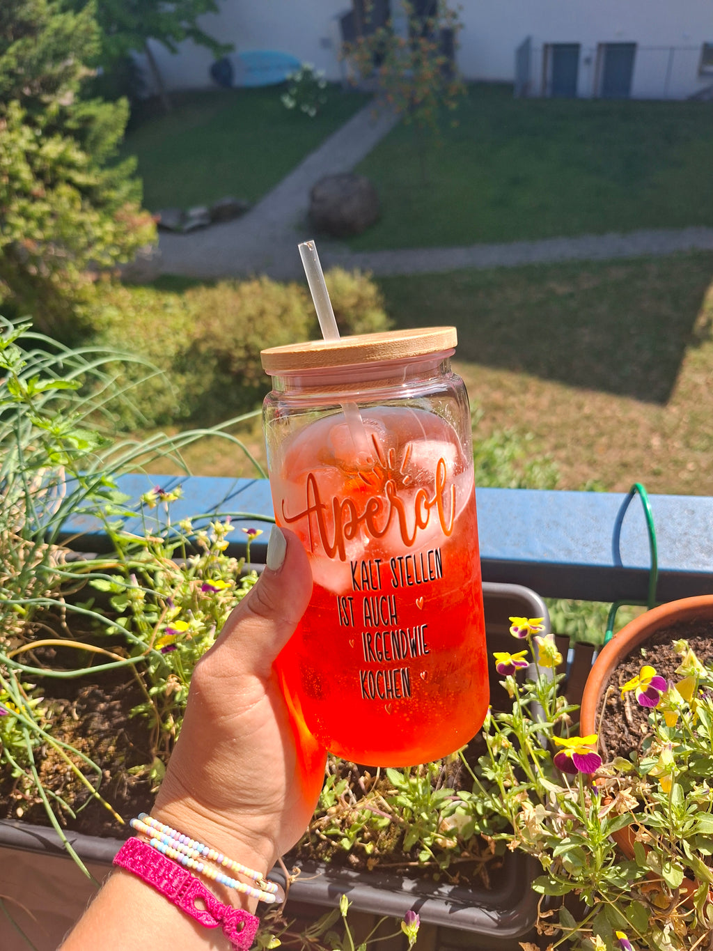 Becher mit Aperol Spruch