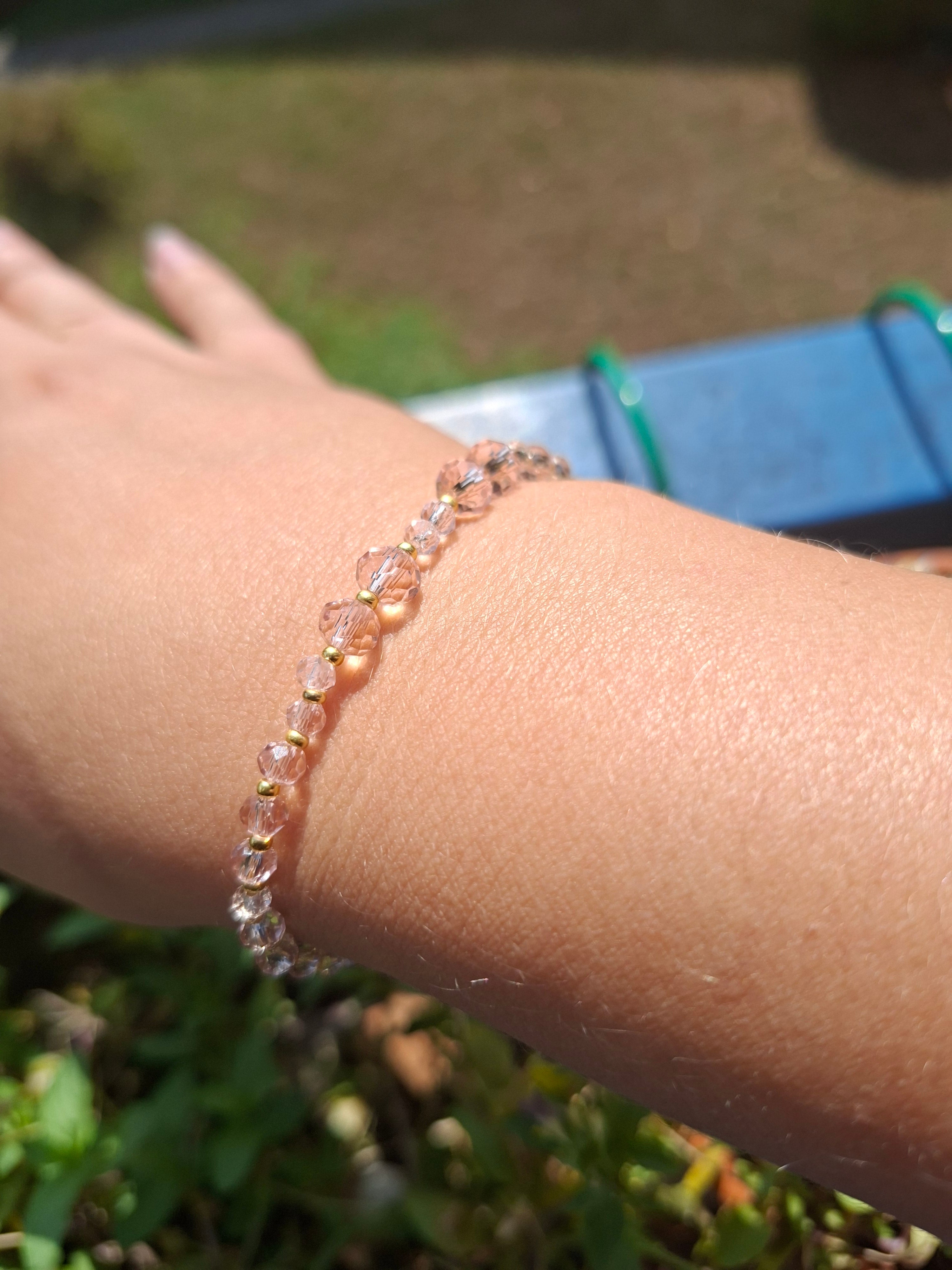 Perlenarmband - feines rosa gold
